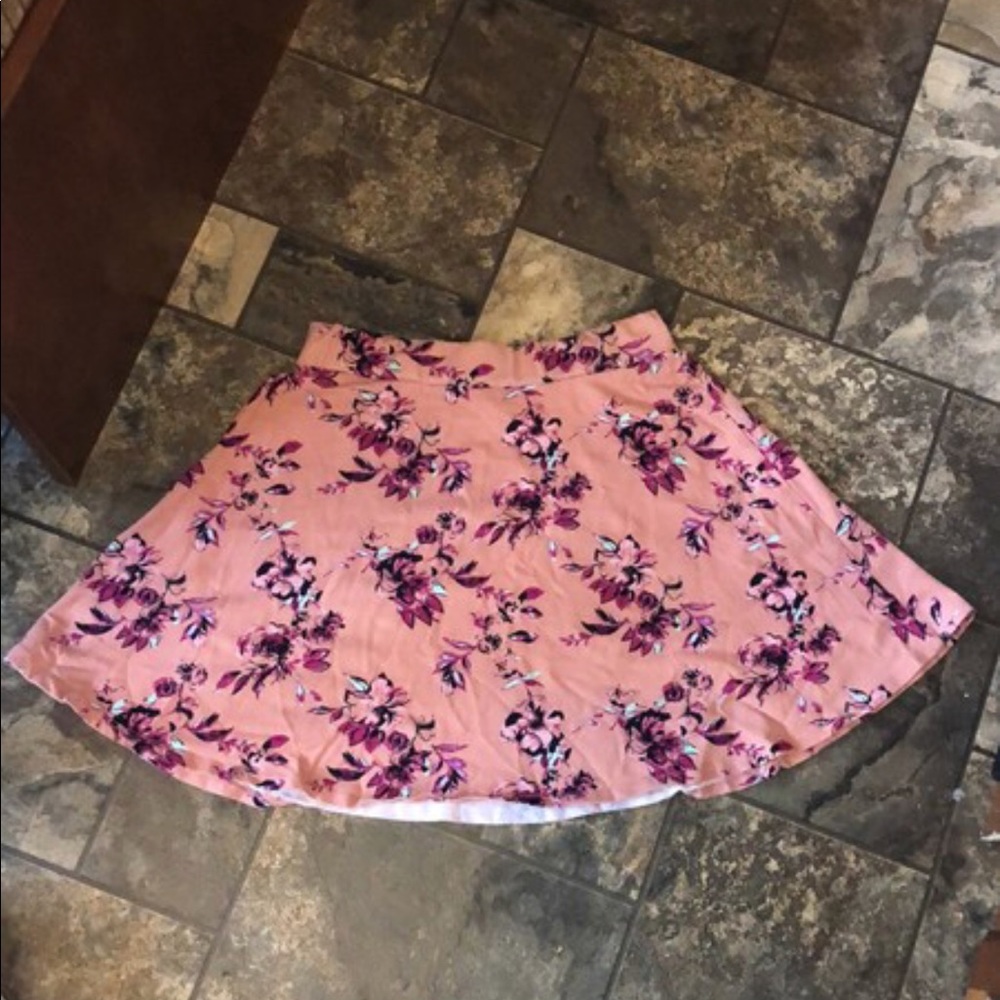 Pretty floral skirt